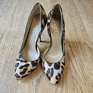 BCBG Women's Leopard Print Leather Heels Size 6